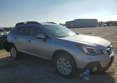 2018 Subaru Outback 2.5I Premium из США, поврежденный, VIN 4S4BSAFC0J3315645